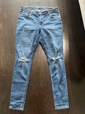 Old Navy Women's Rockstar Super Skinny Mid Rise Distressed Jeans - Blue 14 TALL